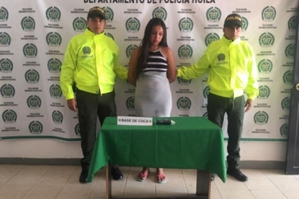 Una mujer pretendía ingresar 300 dosis de estupefacientes a la cárcel