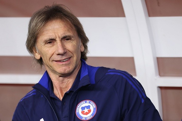 Gareca se despide de Chile tras derrota con Colombia