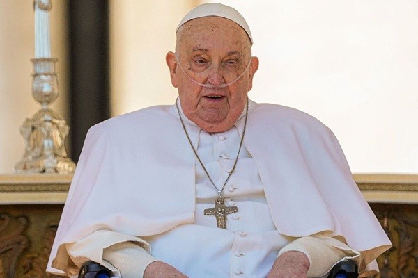 Así reapareció el Papa Francisco